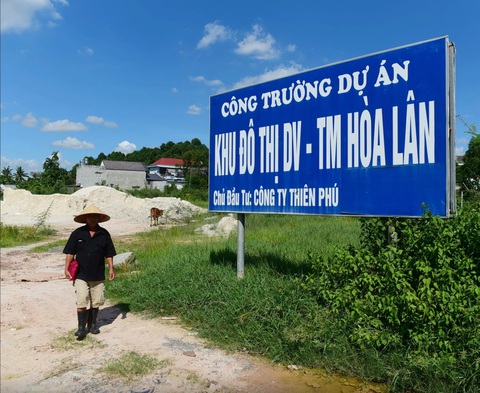 Khu dân cư Hòa Lân tại Khu dân cư Hòa Lân tại "cửa ngõ" của tỉnh Bình Dương từng vướng tranh chấp, nay được công nhân nhà đầu tư mới là doanh nghiệp trúng đấu giá, đồng thời được đổi tên thành dự án "Một thế giới" - Ảnh tư liệu: QUANG ĐỊNH
