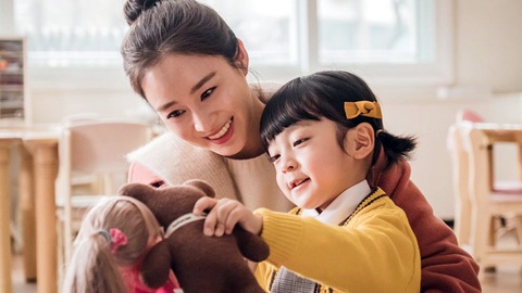 Hi Bye, Mama cũng là câu chuyện tái sinh với nhiều cảm xúc của một người mẹ - Ảnh: tvN Hi Bye, Mama cũng là câu chuyện tái sinh với nhiều cảm xúc của một người mẹ - Ảnh: tvN