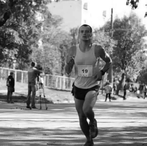 Pronevych, 30 tuổi, vận động viên chạy marathon - Ảnh: THE SPORTS COMMITTEE OF UKRAINE Pronevych, 30 tuổi, vận động viên chạy marathon - Ảnh: THE SPORTS COMMITTEE OF UKRAINE