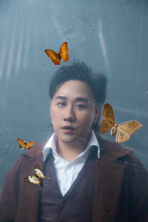 Trung Quân chắt chiu 15 năm cho album 'Người đang yêu'- Ảnh 1. Trung Quân mở đầu năm mới với album Người đang yêu