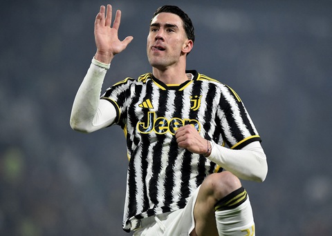 Tin tức thể thao sáng 17-1: Saudi Arabia thắng ngược Oman ở Asian Cup- Ảnh 3. Cú đúp của Vlahovic giúp Juventus thắng đậm Sassuolo - Ảnh: REUTERS