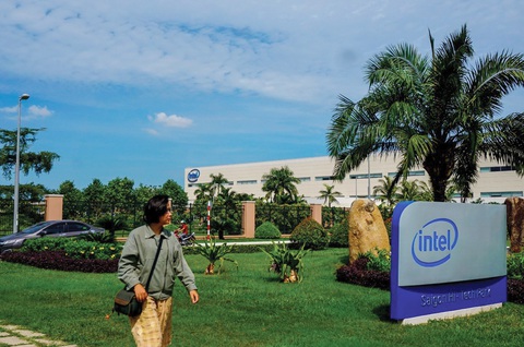 Nhà máy intel Việt Nam tại Khu công nghệ cao TP.HCm - Ảnh: Tuổi Trẻ Nhà máy intel Việt Nam tại Khu công nghệ cao TP.HCm - Ảnh: Tuổi Trẻ