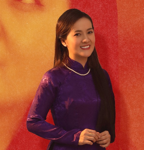 Hồng Loan trong poster tạo hình nhân vật phim điện ảnh Sáng đèn ra rạp Tết này - Ảnh: ĐPCC Hồng Loan trong poster tạo hình nhân vật phim điện ảnh Sáng đèn ra rạp Tết này - Ảnh: ĐPCC