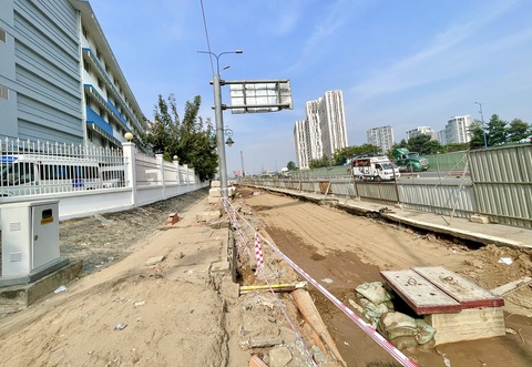 Dự án xây dựng nút giao An Phú, rào chắn trên đường Mai Chí Thọ (TP Thủ Đức) - Ảnh: CHÂU TUẤN Dự án xây dựng nút giao An Phú, rào chắn trên đường Mai Chí Thọ (TP Thủ Đức) - Ảnh: CHÂU TUẤN