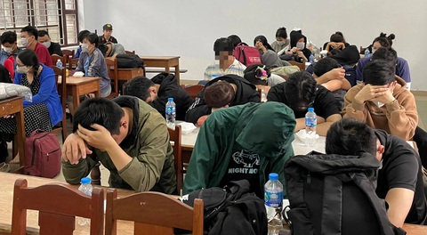 Đường dây cho vay nặng lãi 'khủng' thu lợi bất chính 2.500 tỉ đồng- Ảnh 1. Gần 200 người liên quan đường dây cho vay nặng lãi - Ảnh: H.B.