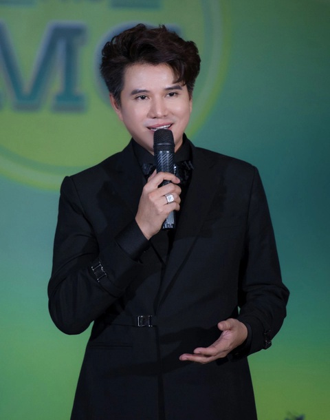 MC Vũ Mạnh Cường từng dẫn nhiều mùa lễ trao giải Mai Vàng - Ảnh: NVCC MC Vũ Mạnh Cường từng dẫn nhiều mùa lễ trao giải Mai Vàng - Ảnh: NVCC