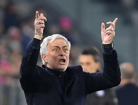 Bóng đá châu Âu lại sôi động vì Mourinho- Ảnh 1. HLV Mourinho hứa hẹn sẽ lại làm bóng đá châu Âu sôi động - Ảnh: Reuters