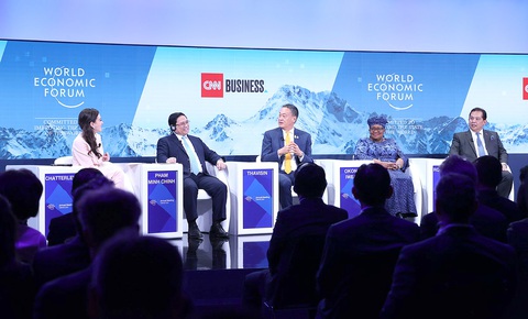 Davos và nhiều kỳ vọng dành cho Việt Nam- Ảnh 1. Thủ tướng Phạm Minh Chính tham dự và phát biểu với tư cách diễn giả chính tại phiên thảo luận “Bài học từ ASEAN” ở WEF Davos 2024 cùng lãnh đạo một số nước, tổ chức quốc tế - Ảnh: NHẬT BẮC