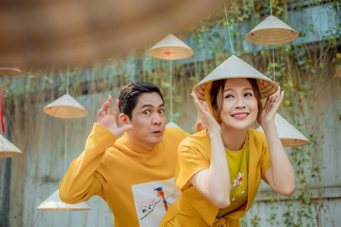 Thanh Thúy - Đức Thịnh ấp ủ đưa Linda Kiều lên màn ảnh- Ảnh 1. Đức Thịnh - Thanh Thúy từng là Hai Cù Nèo và Linda Kiều trong Ngày hội 30 năm một tiếng cười của Tuổi Trẻ Cười