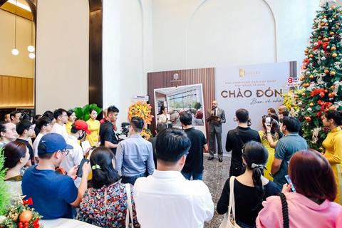 Bàn giao khu căn hộ cao cấp Masteri Centre Point- Ảnh 2. Lễ bàn giao với sự tham gia của hàng trăm cư dân đã và sẽ nhận nhà.
