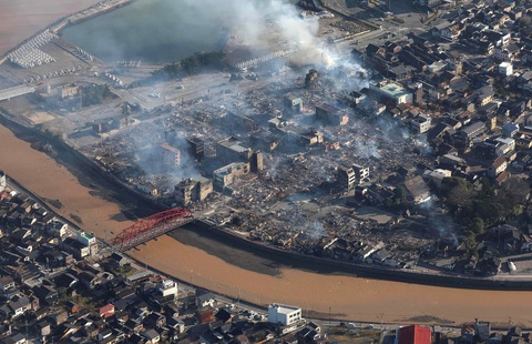 Toàn cảnh thành phố Wajima, cách tâm chấn động đất khoảng 30km, bị tàn phá nặng nề - Ảnh: AFP Toàn cảnh thành phố Wajima, cách tâm chấn động đất khoảng 30km, bị tàn phá nặng nề - Ảnh: AFP