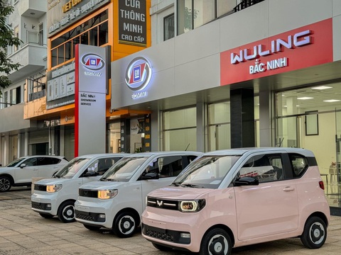 Tin tức giá xe: Wuling MiniEV giảm giá, rẻ gần như xe máy- Ảnh 1. Wuling MiniEV đã là chiếc ô tô con rẻ nhất thị trường Việt Nam hiện tại, nhưng vẫn tiếp tục được ưu đãi tại đại lý - Ảnh: Đại lý Wuling/Facebook