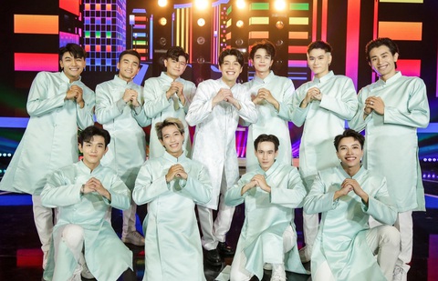 Noo Phước Thịnh trở lại Gala nhạc Việt với ca khúc "Về nhà thôi nhé" - Ảnh: BTC Noo Phước Thịnh trở lại Gala nhạc Việt với ca khúc "Về nhà thôi nhé" - Ảnh: BTC