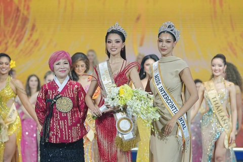 Đoàn Thu Thủy không đoạt giải cao cuộc thi Miss Global vì khả năng tiếng Anh hạn chế - Ảnh: Facebook nhân vật Đoàn Thu Thủy không đoạt giải cao cuộc thi Miss Global vì khả năng tiếng Anh hạn chế - Ảnh: Facebook nhân vật