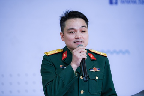 Trung tá-Ths Cao Vô Sản, Trợ lý tuyển sinh, Học viện Quân y giải đáp các thắc mắc tuyển sinh vào các trường quân đội - Ảnh: NAM TRẦN Trung tá, Ths Cao Vô Sản, trợ lý tuyển sinh Học viện Quân y, giải đáp các thắc mắc tuyển sinh vào các trường quân đội - Ảnh: NAM TRẦN