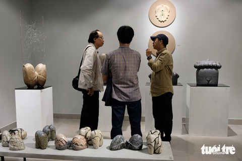Phồn II Phồn II diễn ra ngay tại làng gốm Bát Tràng - Ảnh: ĐẬU DUNG