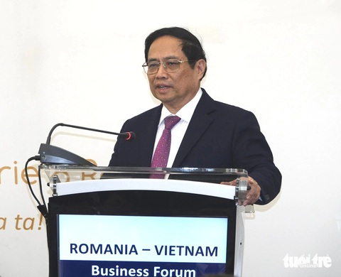 Romania muốn kết nối, hợp tác cảng với Việt Nam- Ảnh 2. Thủ tướng Phạm Minh Chính nhấn mạnh Việt Nam luôn lắng nghe, đồng hành và hỗ trợ các doanh nghiệp - Ảnh: QUỲNH TRUNG