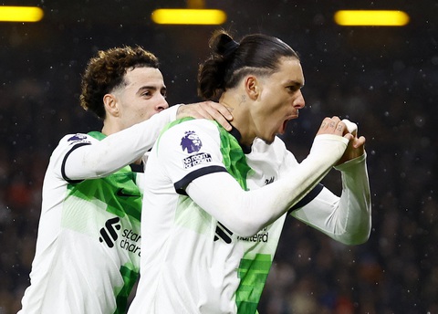 Tin tức thể thao sáng 22-1: Vùi dập Bournemouth, Liverpool dẫn đầu Premier League- Ảnh 1. Darwin Nunez góp công giúp Liverpool thắng đậm - Ảnh: REUTERS