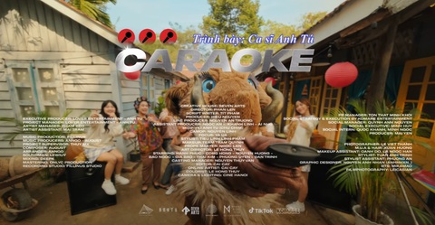 Anh Tú tung MV quẩy tưng bừng mùa Tết- Ảnh 4. Chú Voi Bản Đôn - bộ mascot thân quen gắn liền với Anh Tú gần nửa năm qua - bất ngờ xuất hiện trong phân cảnh cuối cùng trong MV Caraoke