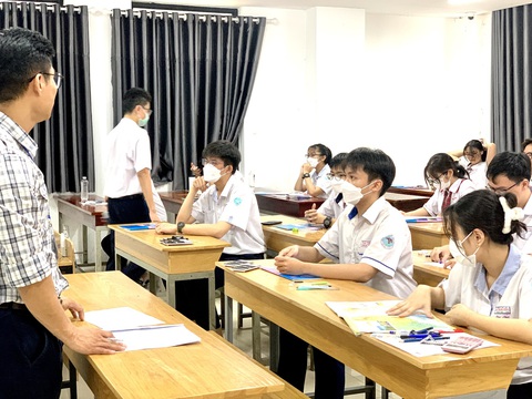 Đại học Quốc gia TP.HCM bắt đầu mở cổng đăng ký thi đánh giá năng lực- Ảnh 1. Thí sinh tham dự kỳ thi đánh giá năng lực do Đại học Quốc gia TP.HCM tổ chức năm 2023 - Ảnh: TRẦN HUỲNH