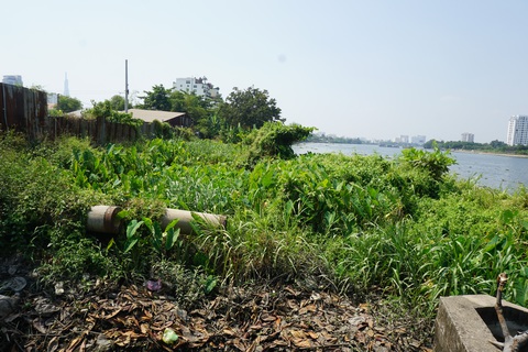 Bán đảo Thanh Đa: Dự án chống sạt lở cấp bách nhưng làm như... rùa bò- Ảnh 1. Dự án chống sạt lở bán đảo Thanh Đa trì trệ nhiều năm - Ảnh: ĐỨC PHÚ
