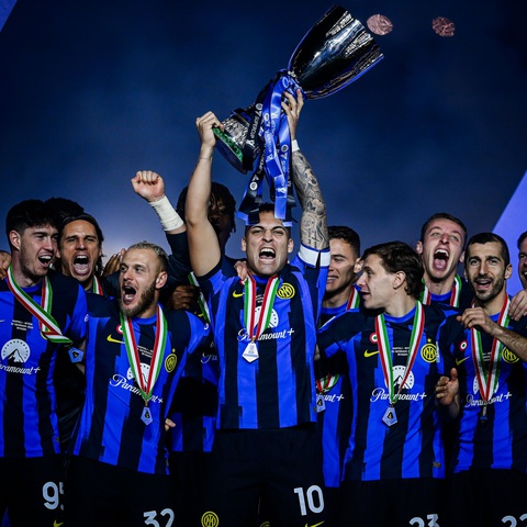 Tin tức thể thao sáng 23-1: Inter Milan đoạt Siêu cúp Ý- Ảnh 1. Inter Milan lần thứ ba liên tiếp đoạt Siêu cúp Ý - Ảnh: Getty