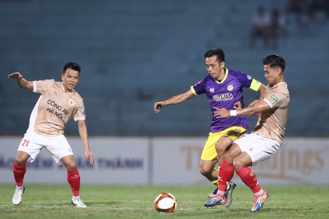 AFC cấm 3 đội dùng chung sân: Công An Hà Nội, CLB Hà Nội và Thể Công - Viettel, đội nào phải rời đi?- Ảnh 2. 1 trong 3 đội CLB CAHN, CLB Hà Nội và Thể Công - Viettel phải rời khỏi Hàng Đẫy - Ảnh: HOÀNG TÙNG