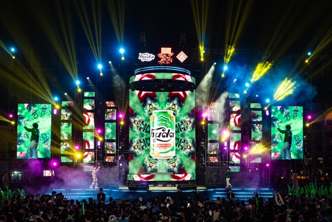 'Bữa tiệc cảm xúc' trọn vẹn của người miền Trung với Huda Tết Carnival 2024- Ảnh 1. 'Bữa tiệc cảm xúc' trọn vẹn của người miền Trung với Huda Tết Carnival 2024- Ảnh 1.