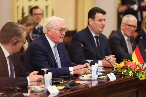 Việt - Đức: Nhiều cơ hội hợp tác mới- Ảnh 2. Tổng thống Đức Frank - Walter Steinmeier phát biểu tại hội đàm với Chủ tịch nước Võ Văn Thưởng chiều 23-1 - Ảnh: NGUYỄN KHÁNH
