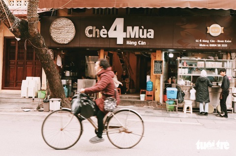 Chè 4 mùa có tuổi đời 50 năm - Ảnh: ĐẬU DUNG Chè 4 Mùa có tuổi đời 50 năm - Ảnh: ĐẬU DUNG