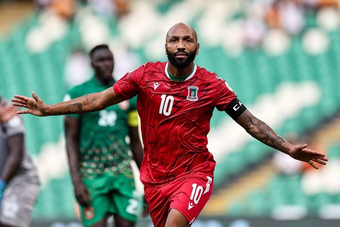 Afcon 2023 và người hùng Emilio Nsue- Ảnh 1. Guinea Xích Đạo bay cao nhờ đóng góp lớn của Emilio Nsue - Ảnh: AFP