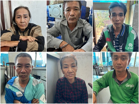 Băng trộm U70 chuyên dàn cảnh trên xe buýt ở quận 1 sa lưới- Ảnh 1. Băng trộm chuyên dàn cảnh để lấy tài sản của khách đi xe buýt vừa bị Công an quận 1 bắt - Ảnh: Công an cung cấp
