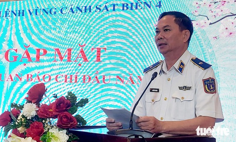 Chống khai thác IUU góp phần gỡ thẻ vàng EC, bảo vệ sinh kế cho ngư dân- Ảnh 1. Thiếu tướng Nguyễn Văn Dũng - chính ủy Bộ tư lệnh Vùng Cảnh sát biển 4 - cho biết tới đây đơn vị sẽ tiếp tục kiểm tra, phòng chống khai thác IUU trên biển - Ảnh: CHÍ CÔNG