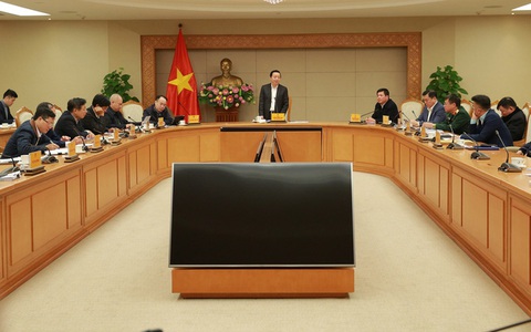 Tin tức sáng 26-1: Việt Nam thu hơn 2 tỉ USD xuất khẩu xăng dầu- Ảnh 4. Phó thủ tướng Trần Hồng Hà chủ trì cuộc họp về tháo gỡ khó khăn dự án điện khí, điện gió ngoài khơi - Ảnh: VGP