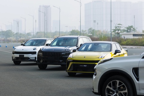 Hơn 100 người lái thử xe Lynk & Co tại F1 Mỹ Đình: ‘Hoàn thiện tốt dù còn điểm trừ’- Ảnh 7. Các sản phẩm của Lynk & Co có thiết kế hiện đại, trẻ trung, tích hợp nhiều công nghệ an toàn tiên tiến - Ảnh: Lynk & Co