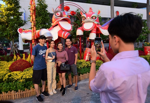 Cuộc thi ảnh ‘Khoảnh khắc hội hoa xuân Phú Mỹ Hưng’- Ảnh 1. Cuộc thi ảnh ‘Khoảnh khắc hội hoa xuân Phú Mỹ Hưng’- Ảnh 1.