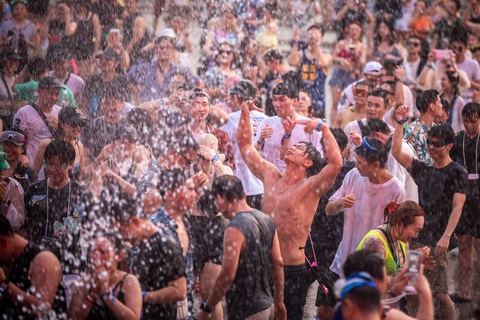 Lễ hội âm nhạc S2O Songkran lần đầu có mặt tại Việt Nam- Ảnh 2. Lễ hội âm nhạc S2O Songkran lần đầu có mặt tại Việt Nam- Ảnh 2.