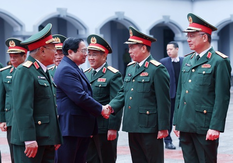 Tình báo quốc phòng phải chuẩn bị tốt hơn, sẵn sàng nhận mọi nhiệm vụ- Ảnh 1. Thủ tướng Phạm Minh Chính đến thăm, kiểm tra tính sẵn sàng chiến đấu và chúc Tết tại Tổng cục II, Bộ Quốc phòng - Ảnh: TTXVN