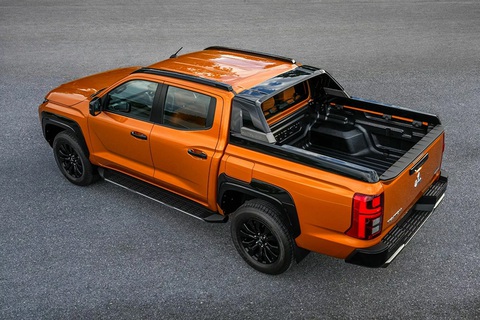 Mitsubishi Triton Athlete 2024 ra mắt, dự kiến về Việt Nam giữa năm nay- Ảnh 5. Mitsubishi Triton Athlete 2024 ra mắt, dự kiến về Việt Nam giữa năm nay- Ảnh 5.