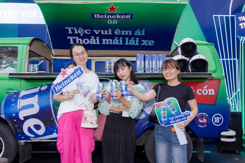Tuần lễ không cồn với loạt trải nghiệm thú vị tại Hồ Con Rùa- Ảnh 1. Heineken 0.0 tổ chức chuỗi sự kiện Tuần lễ không cồn ngay tại trung tâm Hồ Con Rùa thu hút sự quan tâm của người tiêu dùng - Ảnh: Heineken 0.0