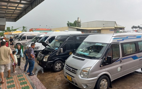 Trạm dừng nghỉ trên cao tốc TP.HCM - Long Thành - Dầu Giây thường xuyên đông đúc, quá tải - Ảnh: ĐỨC TRONG Trạm dừng nghỉ trên cao tốc TP.HCM - Long Thành - Dầu Giây thường xuyên đông đúc, quá tải - Ảnh: ĐỨC TRONG