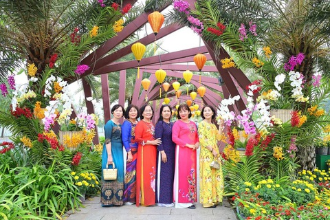 Tết đến là có đường hoa...!- Ảnh 1. Cần Thơ quyết định làm vườn hoa Tết Giáp Thìn phục vụ nhân dân vui xuân đón Tết - Ảnh: TRUNG PHẠM