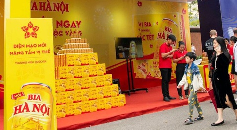 Bia Hà Nội ‘bốc hơi’ hàng trăm tỉ đồng lãi, vì sao?- Ảnh 1. Nhiều công ty bia báo doanh thu sụt giảm năm 2023 - Ảnh: BHN
