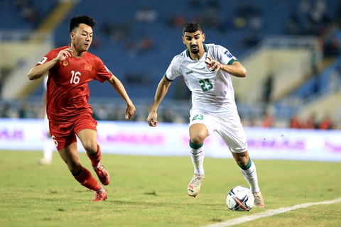 Tuyển Iraq (phải), đối thủ của tuyển Việt Nam ở Asian Cup 2023 - Ảnh: HOÀNG TÙNG Tuyển Iraq (phải), đối thủ của tuyển Việt Nam ở Asian Cup 2023 - Ảnh: HOÀNG TÙNG