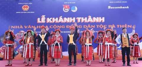 Công bố 10 sự kiện, hoạt động tiêu biểu của Đoàn 2023- Ảnh 6. Khánh thành nhà văn hóa cộng đồng dân tộc Pà Thẻn - Ảnh: LÂM HẢI