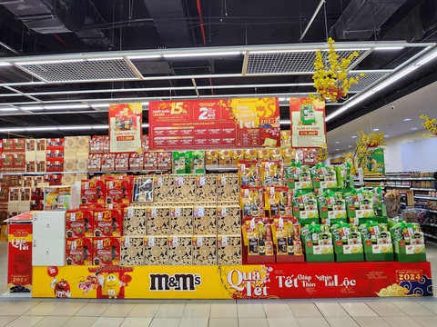 Đa dạng lựa chọn giỏ quà Tết tại LOTTE Mart- Ảnh 2. Đa dạng lựa chọn giỏ quà Tết tại LOTTE Mart- Ảnh 2.