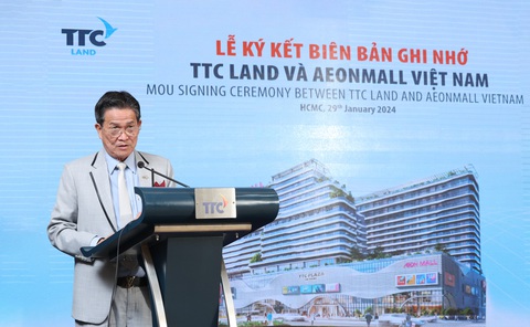 TTC Land chính thức hợp tác cùng AeonMall Việt Nam- Ảnh 3. Ông Đặng Văn Thành, chủ tịch Tập đoàn TTC, đánh giá cao tầm nhìn, chiến lược dài hạn của Tập đoàn bán lẻ lớn nhất Nhật Bản AEON - Ảnh: Đ.H