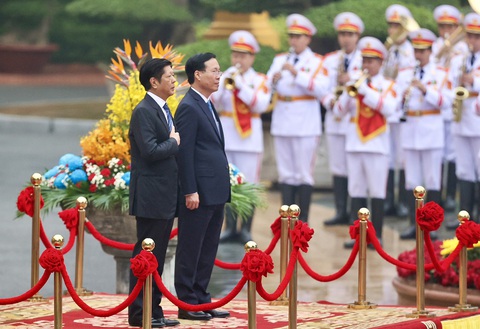Việt Nam bắn 21 phát đại bác trong lễ đón Tổng thống Philippines Ferdinand Marcos Jr- Ảnh 4. Đây là chuyến thăm Việt Nam đầu tiên của Tổng thống Ferdinand Marcos Jr kể từ khi nhậm chức - Ảnh: NGUYỄN KHÁNH