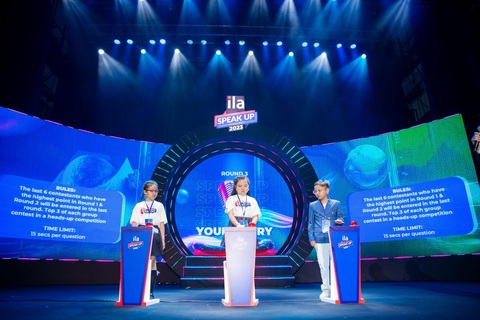 Chung kết ILA Speak Up 2023: Những tài năng tỏa sáng- Ảnh 4. Các thí sinh thi kiến thức