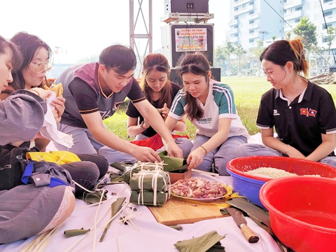 Nhiều sinh viên nội trú của ĐH Quốc gia TP.HCM sẽ ở lại xuyên Tết để làm thêm - Ảnh: VNUHCM Nhiều sinh viên nội trú của ĐH Quốc gia TP.HCM sẽ ở lại xuyên Tết để làm thêm - Ảnh: VNUHCM